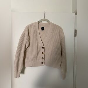 Gap cropped knit sweater